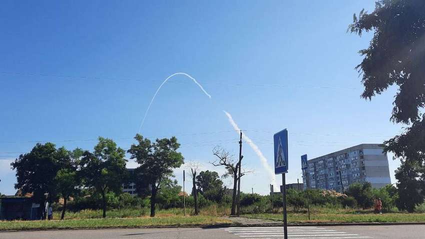 В окупованому Бердянську пролунали вибухи поблизу аеропорту: подробиці В окупованому Бердянську пролунали вибухи поблизу аеропорту: подробиці