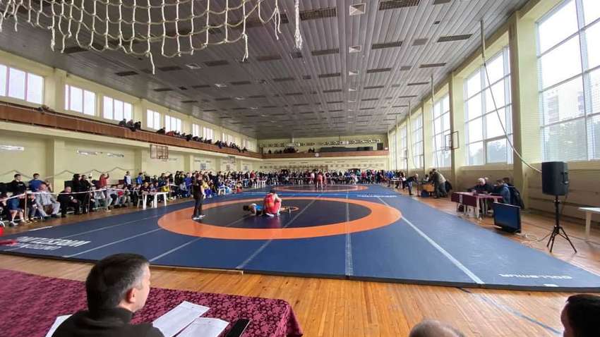 Фармкомпания «Здоровье» помогает развивать спортивную борьбу в Украине