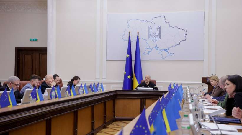 Шмыгаль сообщил, хватит ли собственных энергетических ресурсов для прохождения зимы Шмыгаль сообщил, хватит ли собственных энергетических ресурсов для прохождения зимы