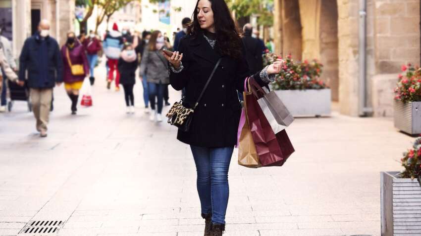 Знаки Зодіаку, які змушують чоловіків витрачати шалені гроші — хто у топі «дорогих» жінок