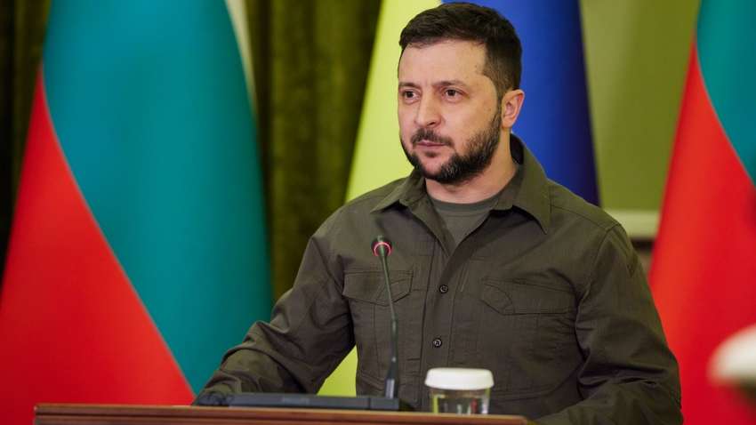 Зеленський пояснив, чи шкодує про своє рішення піти в політику