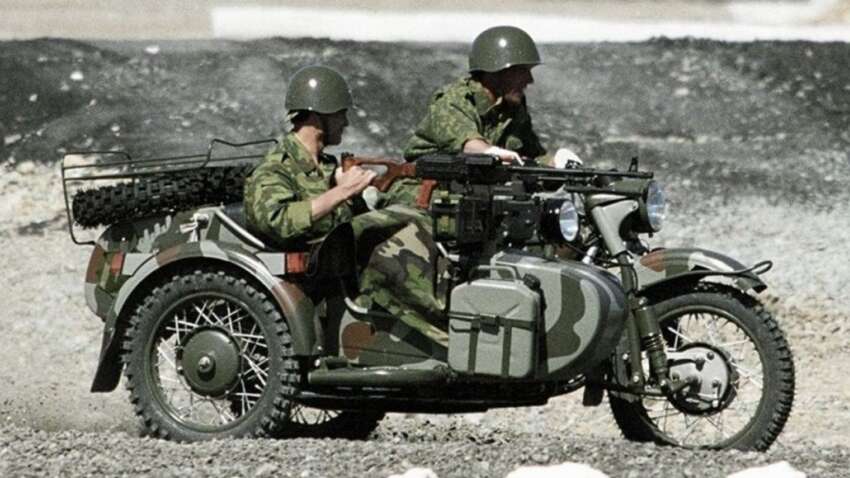 Росія пішла у масований штурм на мотоциклах: у ЗСУ розкрили тактику ворога Росія пішла у масований штурм на мотоциклах: у ЗСУ розкрили тактику ворога