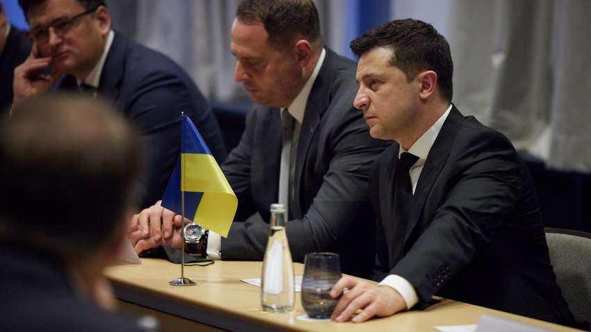 Зеленский хочет официальной поддержки Украины на пути к членству в ЕС еще от трех государств