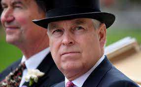 Королівський скандал: на сина Єлизавети ІІ подали в суд за зґвалтування