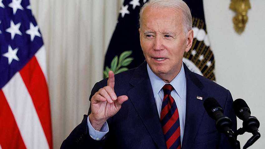 Более 400 официальных лиц написали письмо Байдену: что требуют