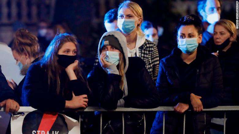 Польша переходит к практически полному запрету абортов Польша переходит к практически полному запрету абортов