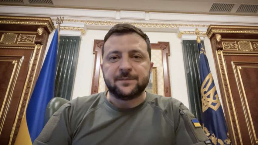 Россияне устроили "бойню": Зеленский рассказал, почему ближайшие недели будут очень сложными