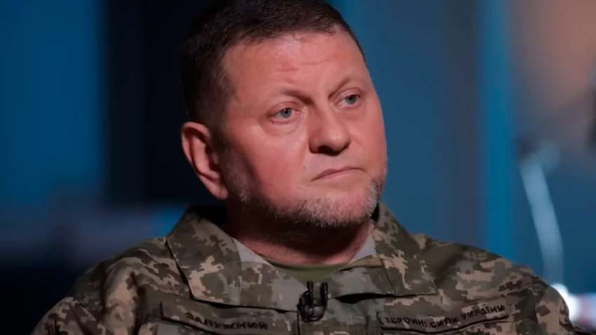 Залужний пояснив, кому на користь тривала війна в Україні