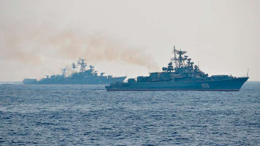 Ночные взрывы в Крыму: российский губернатор заявил об атаке на Севастополь