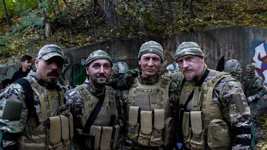 Стал известен актерский состав сериала «Доброволец»