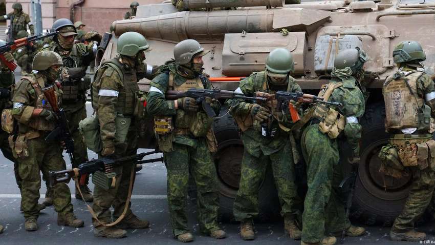 В Минобороны рассказали, куда РФ перебрасывает войска, задействованные в мятеже Пригожина