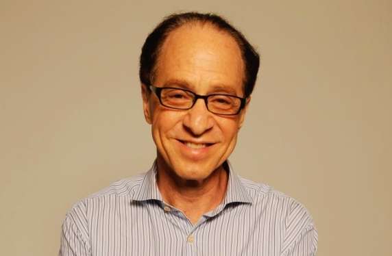 Известный изобретатель и футуролог предсказал, что ждет человечество с 2021 по 2099 Известный изобретатель и футуролог предсказал, что ждет человечество с 2021 по 2099