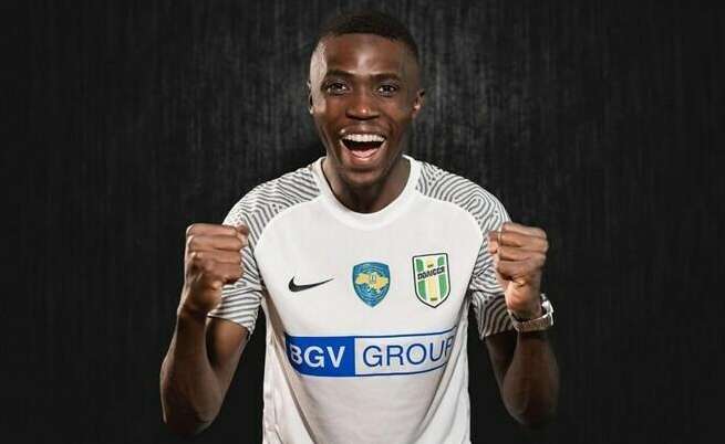 Африканский футболист заявил, что ФК "Полесье" забрало у него паспорт: ответ футбольного клуба