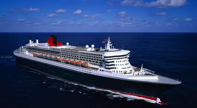 Более 240 пассажиров элитного круизного лайнера Queen Mary 2 заразились норовирусом