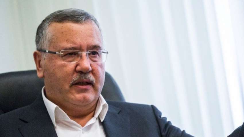 В РФ будут заочно судить экс-министра обороны Украины