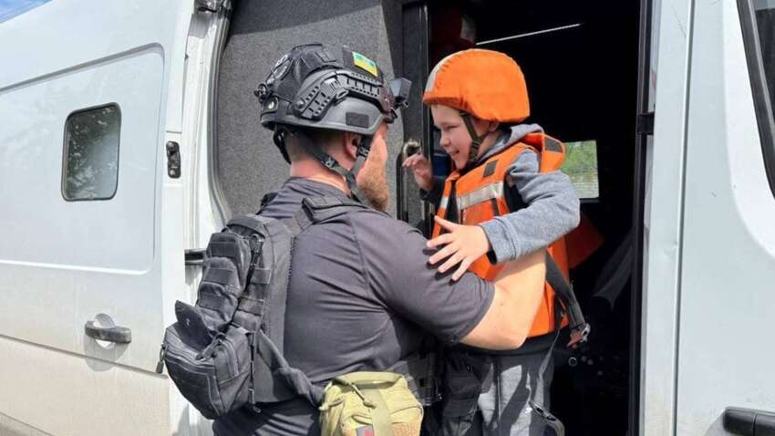 В трех населенных пунктах объявлена принудительная эвакуация В трех населенных пунктах объявлена принудительная эвакуация