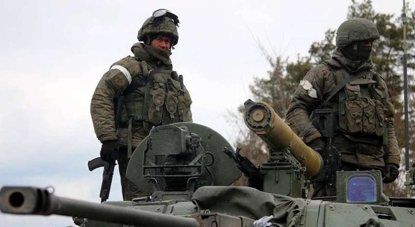 На сколько км от границы удалось продвинуться россиянам в Харьковской области