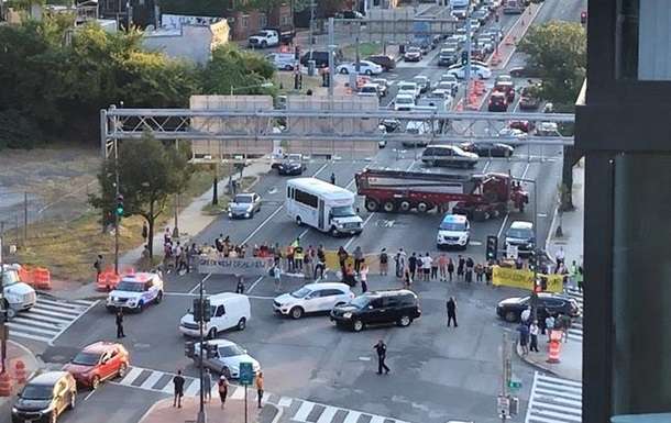 Экологические активисты заблокировали движение в Вашингтоне