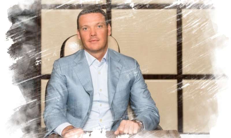 Зеленский пообедал с главой табачного монополиста "Тэдис", - СМИ Зеленский пообедал с главой табачного монополиста "Тэдис", - СМИ