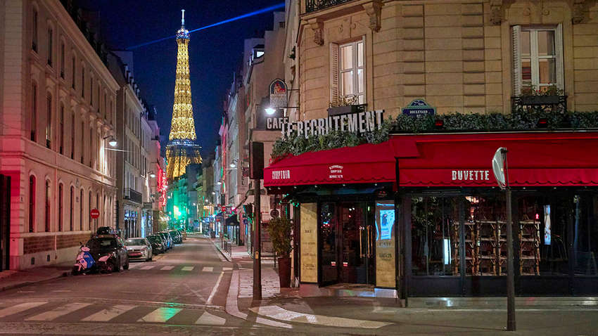 Французам заборонили літати на близькі відстані