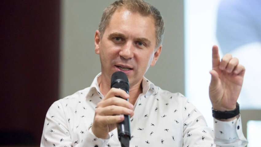 Мовознавець назвав країни, чиї назви українці говорять неправильно