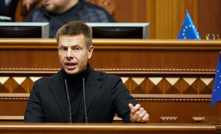 Один депутат проголосовал против продолжения мобилизации в Украине: как объяснил Один депутат проголосовал против продолжения мобилизации в Украине: как объяснил