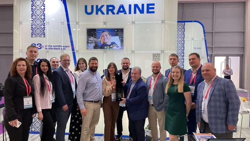 Украинцы победили в конкурсе инноваций в Дубае, представив органический продукт из семян арбуза