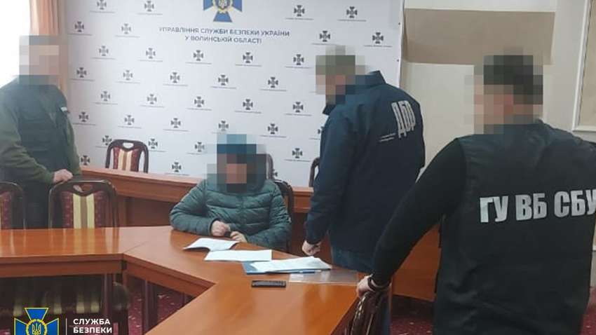 СБУ викрила серед своїх лав прихильницю "руського міра"