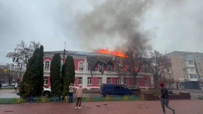 РФ начинает бомбить государственные учреждения: где зафиксированы жесткие прилеты РФ начинает бомбить государственные учреждения: где зафиксированы жесткие прилеты