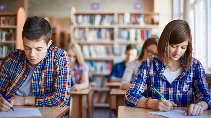 Британка та американець спробували здати НМТ з англійської: результат шокував Британка та американець спробували здати НМТ з англійської: результат шокував