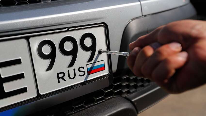 Номер без прапора — привід для підозри: нова параноя Кремля Номер без прапора — привід для підозри: нова параноя Кремля