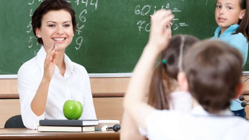Зарплата учителя будет зависеть от количества учеников в школе