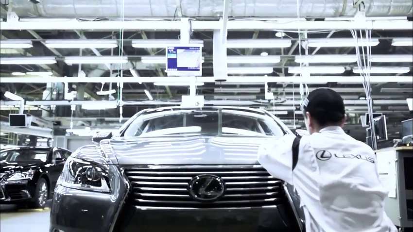 У компанії Lexus пояснили, чому згортають виробництво