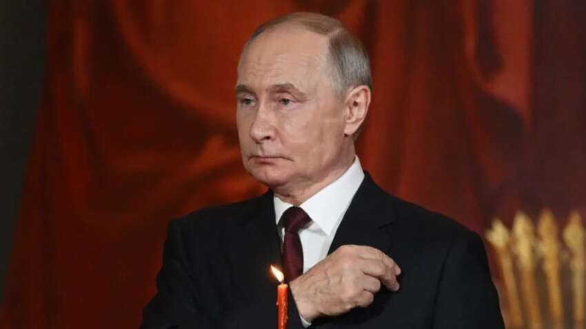 Побожний миротворець: Путін пірнув у ополонку і отримав запрошення до «Ради миру»