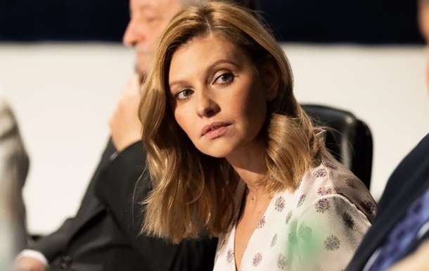 Жена Зеленского оказалась в больнице из-за осложнений коронавируса Жена Зеленского оказалась в больнице из-за осложнений коронавируса