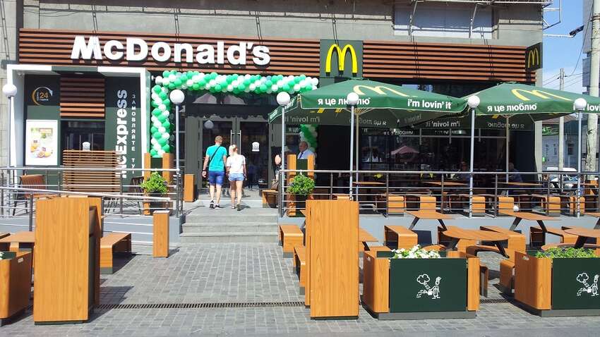 Закрытие McDonald's в Днепре и Чернигове: что известно