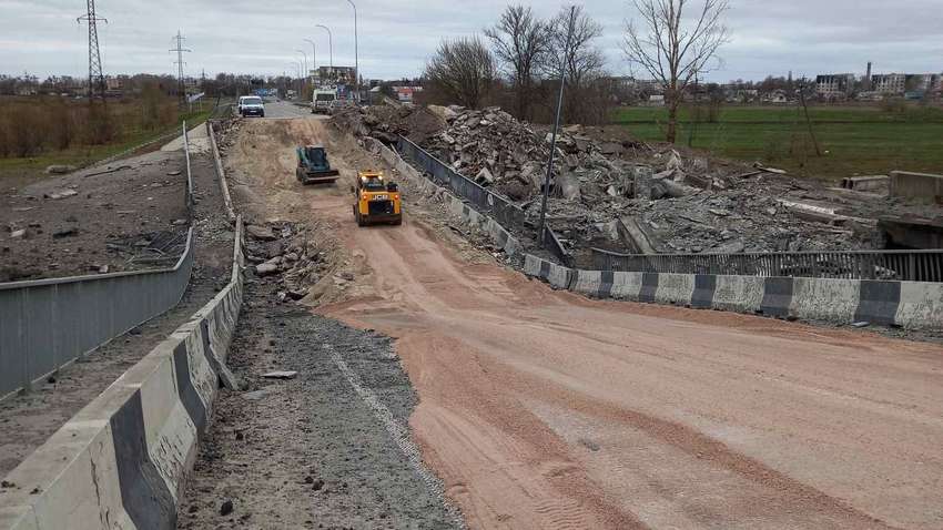 Восстановление освобожденных территорий: в Киевской области начали обустраивать новые временные переправы