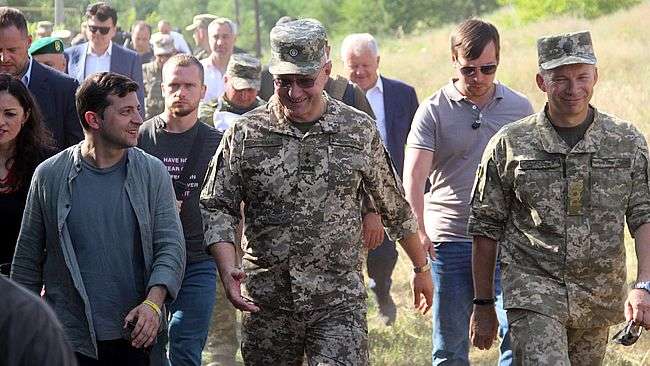 У Станиці Луганській завершився перший етап розведення військ