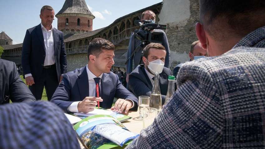 Зеленський планує безвiз для громадян деяких країн