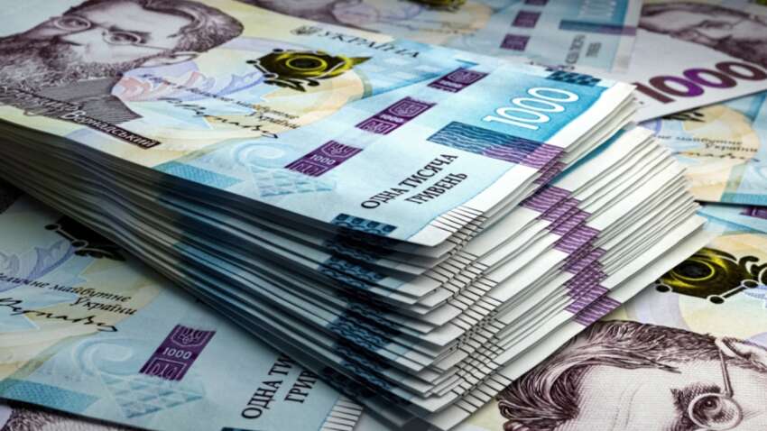 Перед зимой украинцам выплатят почти 20 тысяч гривен: кто может рассчитывать на деньги