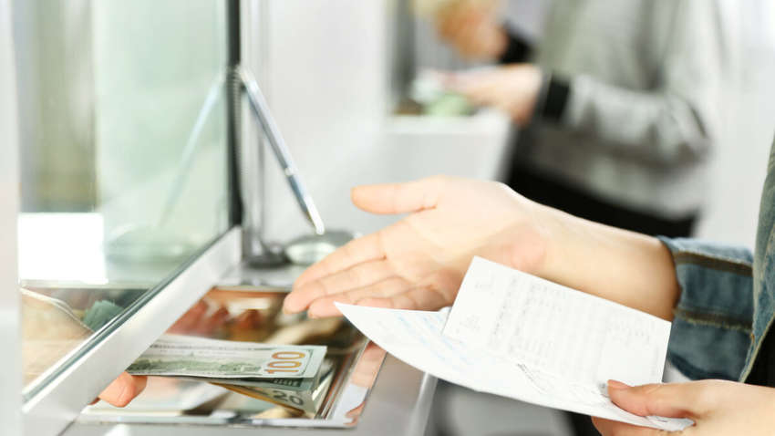 Фонд гарантирования вкладов призвал вкладчиков банков-банкротов забрать 3 млрд гривень Фонд гарантирования вкладов призвал вкладчиков банков-банкротов забрать 3 млрд гривень