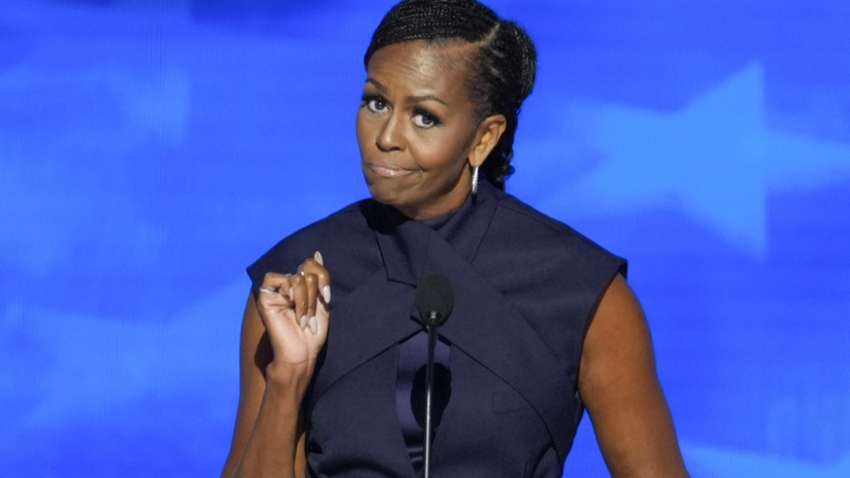 Обама высмеяла Трампа за его заявления о темнокожих