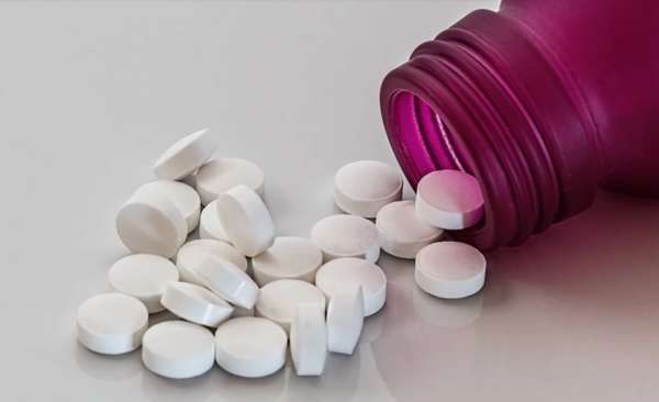 Українців лікуватимуть пігулками від COVID-19: підписано договір з Pfizer