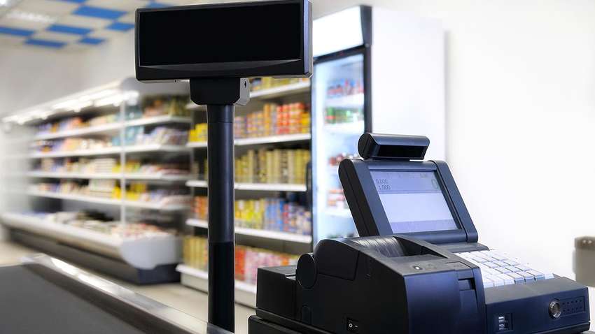 "Знімати готівку стане простіше": Нацбанк розширить можливості для власників банківських карт