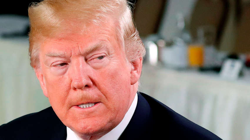 В США трое подростков с оружием проникли в резиденцию Трампа (ФОТО)