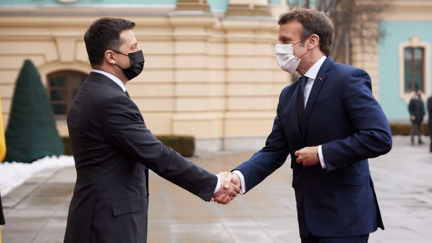 Макрон открестился от "финляндизации" Украины: я никогда не использовал такие термины