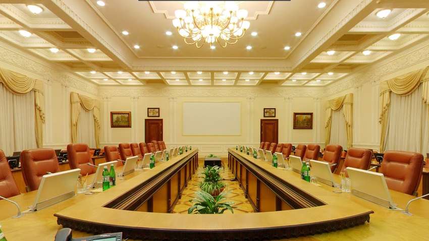 Міністри відмовилися від премій до кінця року – Шмигаль