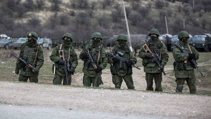 Много пехоты и бронетехники: оккупанты пошли в массированное наступление на двух направлениях