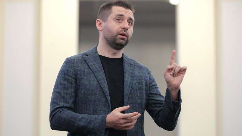 Арахамия не уверен, что зачинщиком сегодняшней эскалации в районе Золотого были боевики