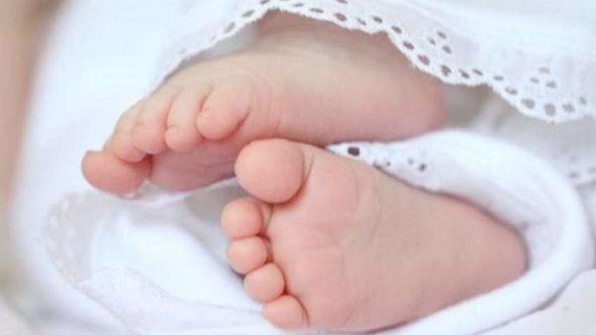 Матір відмовлялася йти до лікарні: на Прикарпатті розповіли нові подробиці смерті немовляти з COVID-19